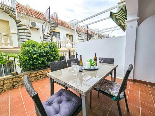 Apartamento 3 Bedroom House In Aldea Beach