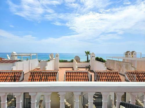 Apartamento 3 Bedroom House In Aldea Beach