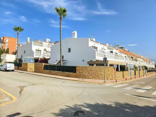 Apartamento 3 Bedroom House In Aldea Beach