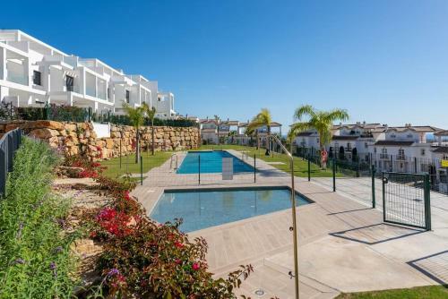 Beautiful House With Nice Jacuzzi On The Topfloor!