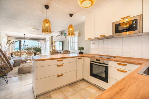 3 Beach House Playa Paraiso Manilva