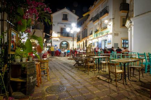 Apartamento Marbella Banus Suites - Banus Playa Rocio Beachside Complex