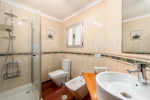 Comfortable Apartment With Terrace - Center