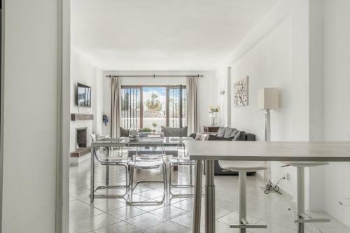 Apartamento 2 Bed Close To Puerto Banus