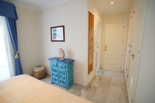 Cozy Apartment In Puerto Banus