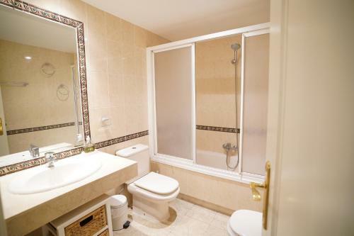 Cozy Apartment In Puerto Banus