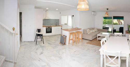 Apartamento �tico D�plex En Complejo Lunamar 70