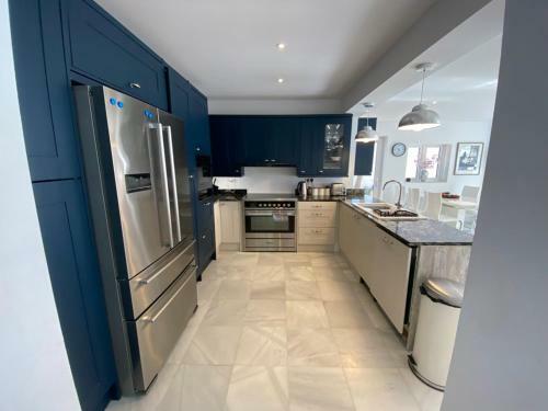 Luxury Villa Los Levitos- San Pedro, Marbella