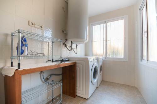 Apartamento Fabulous Property In Elviria, Marbella With 24h Security