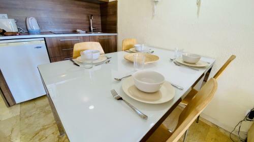Apartamento Marbella 2000 Estudio En Paseo Mar�timo Wifi