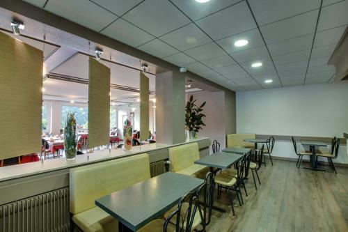 Hotel H�tel Belle Vue