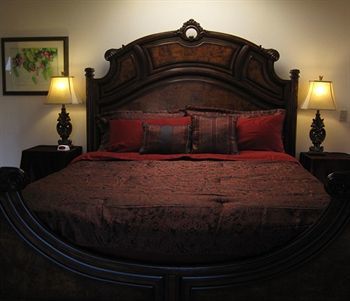 Topanga Canyon Inn Bed And Breakfast
