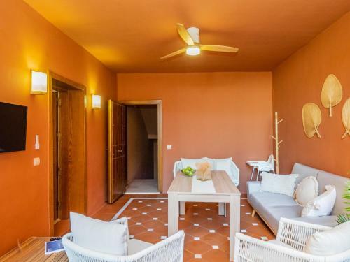 Apartamento Cubo's Beach & Parking Jardines De Don Carlos