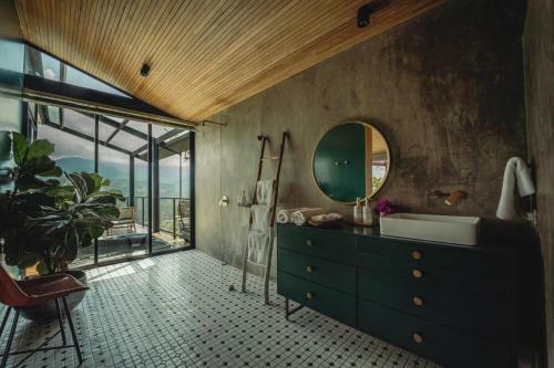 Hotel La Casa En Las Nubes