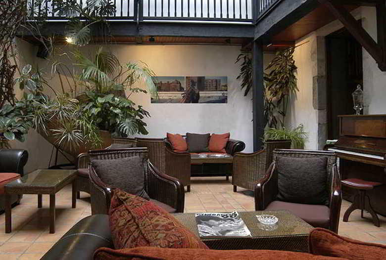 Inter-hotel La Reine Jeanne