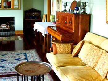 Motel Silvermere Guesthouse