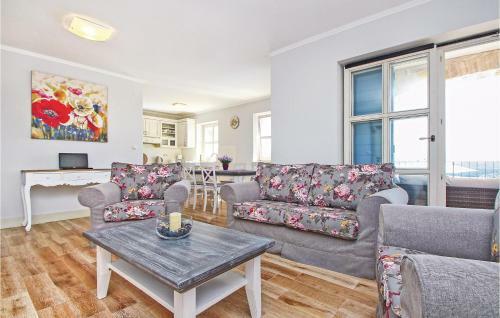 Holiday Home Suzan Bb V