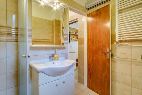 Apartments Beba