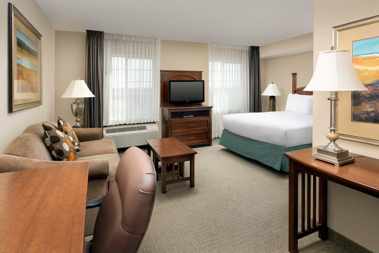 Hotel Staybridge Suites North Brunswick
