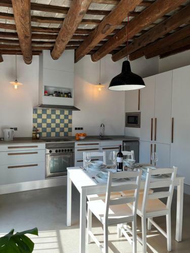 Centric Apartment In Vilanova I La Geltru