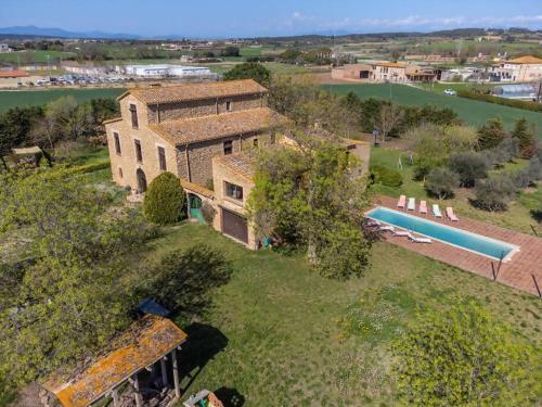 Mas�a Con Piscina En Costa Brava