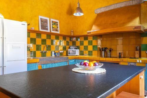 Mas�a Con Piscina En Costa Brava