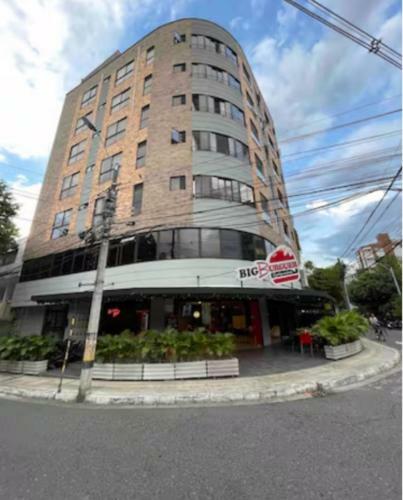 402 Apartamento En Medell�n Cerca A La 70 Amoblado