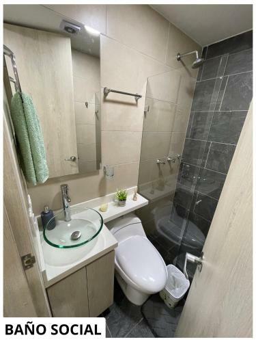 402 Apartamento En Medell�n Cerca A La 70 Amoblado