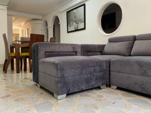 Apartamento Hermoso, Amplio Y Bien Ubicado!