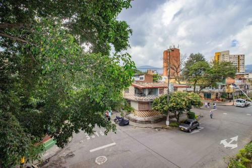 Apartamento Laureles �xito 2 Alcobas Piso 2 Balc�n