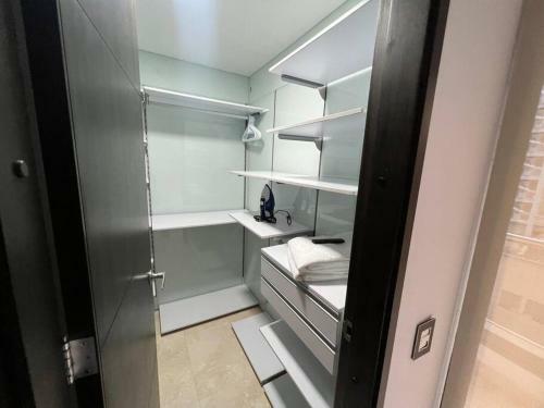 402 - Beautiful Apartament In Heart Of El Poblado