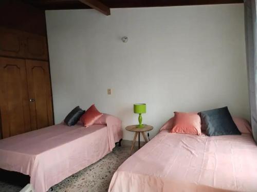 Hostal Casa Nogal 76