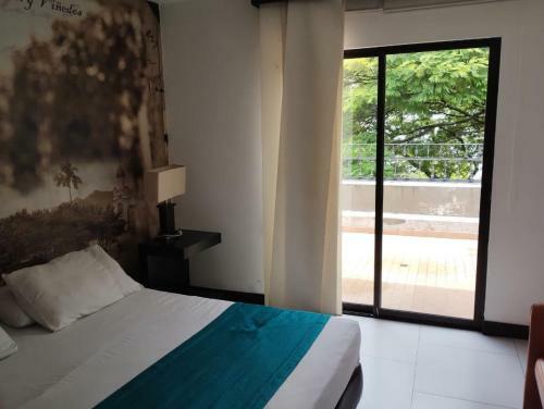 Hotel Puertas Saint Antonio