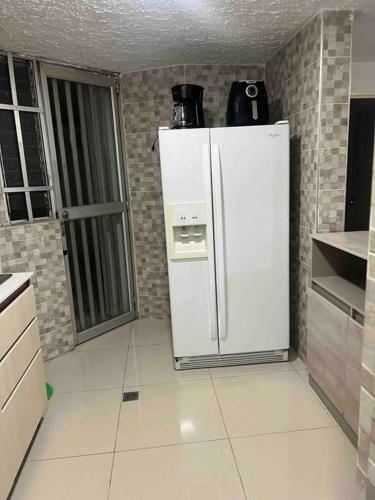 Apartamento Apto De Lujo 101, 2 Hab 3 Ba�os