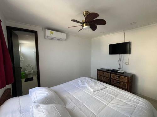 Apartamento Cozy Beachfront Apt Great Views