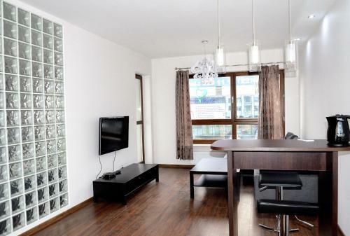 C&g Apartments Prestige