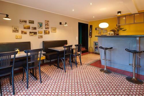 Hostal Maison Arbolateia