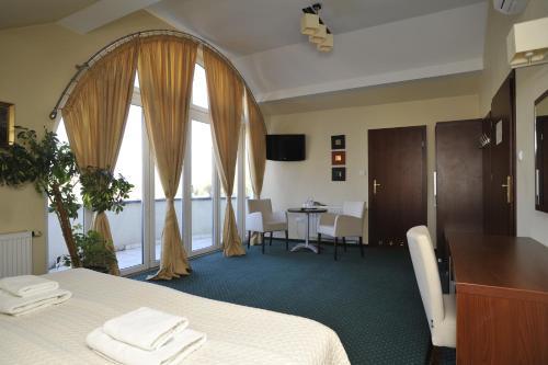 Hotel Lotos
