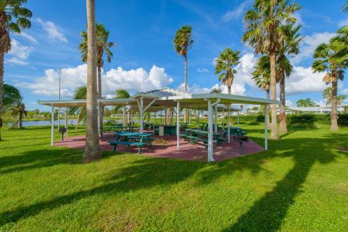 Rainbow Resort
