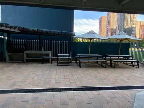 C�modo Apartamento En El Poblado, Cerca A Provenza