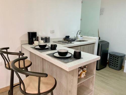 Apartamento Acogedor Y Central En Laureles