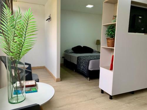 Apartamento Acogedor Y Central En Laureles