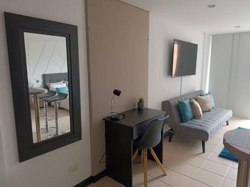 Apartamento En El Poblado, Medellin
