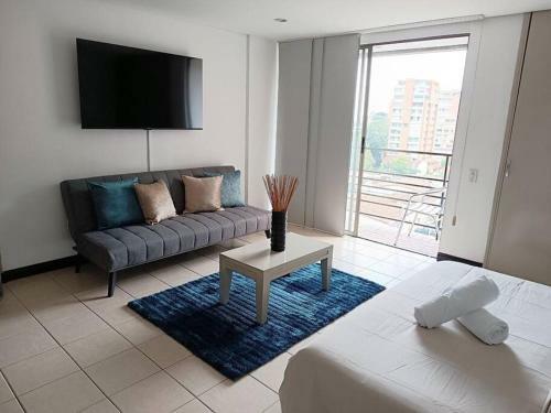 Apartamento En El Poblado, Medellin