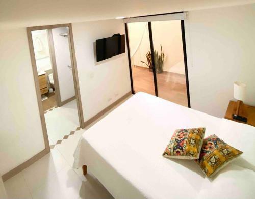 Apartamento New Apto In Convenient Location With Parking