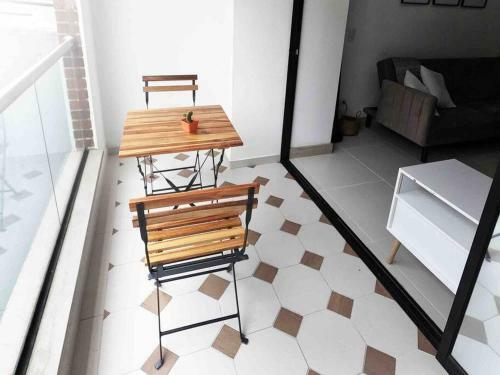 Apartamento New Apto In Convenient Location With Parking