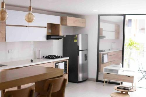 Apartamento New Apto In Convenient Location With Parking