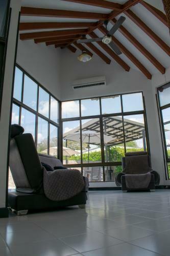 Villa Toto