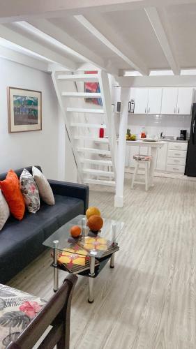 Apartment In The Walled City