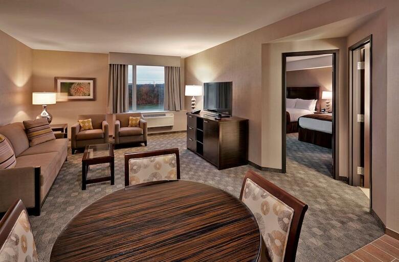 Hotel Doubletree By Hilton Lawrenceburg